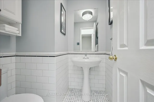 Additional image 11 of 183 Roxton Rd