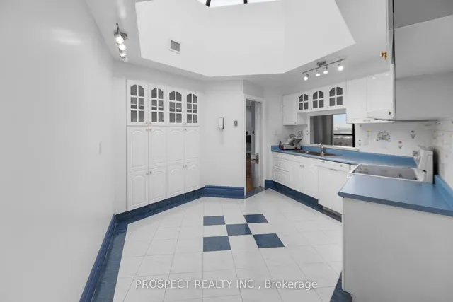 Additional image 7 of 2010 Islington Ave Unit PH 4