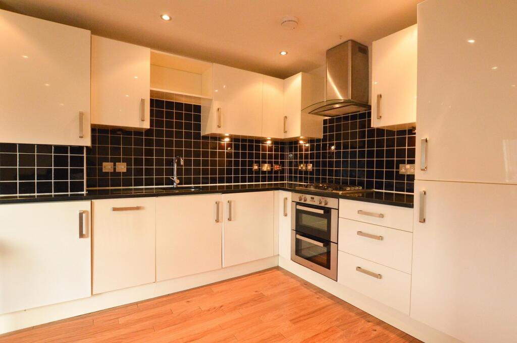 Additional image 3 of London Road