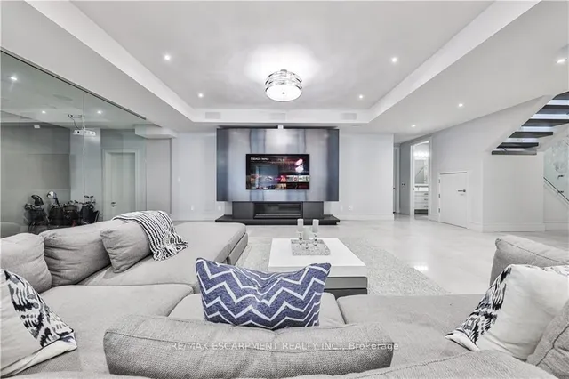 Additional image 33 of 2250 Chancery Lane