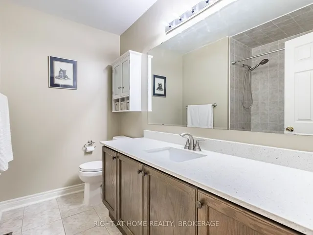 Additional image 29 of 1084 Holdsworth Cres