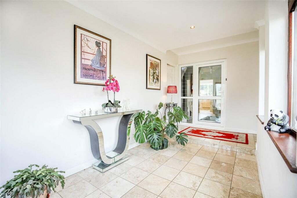 Additional image 4 of Orchard Drive, Park Street, St. Albans, Hertfordshire, AL2