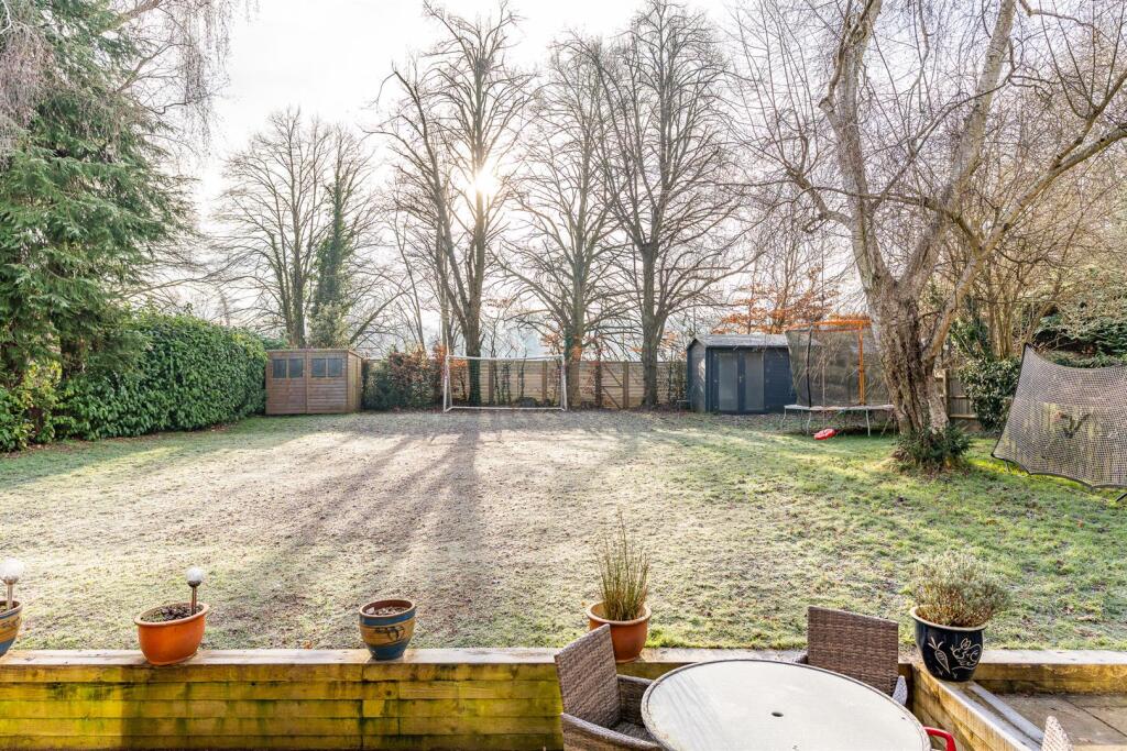 Additional image 22 of Knightsfield, Welwyn Garden City