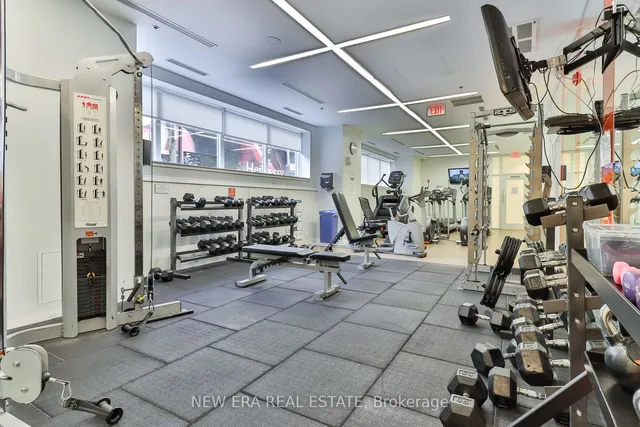 Additional image 22 of 21 Nelson St Unit 922