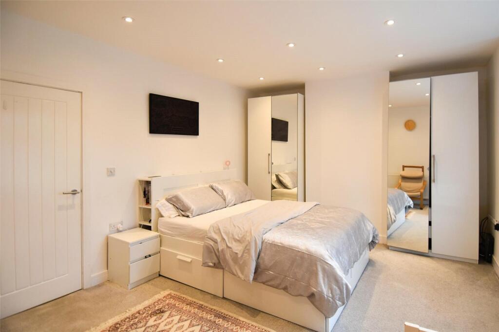 Additional image 19 of Avenue Road, Kings Heath, Birmingham, West Midlands, B14