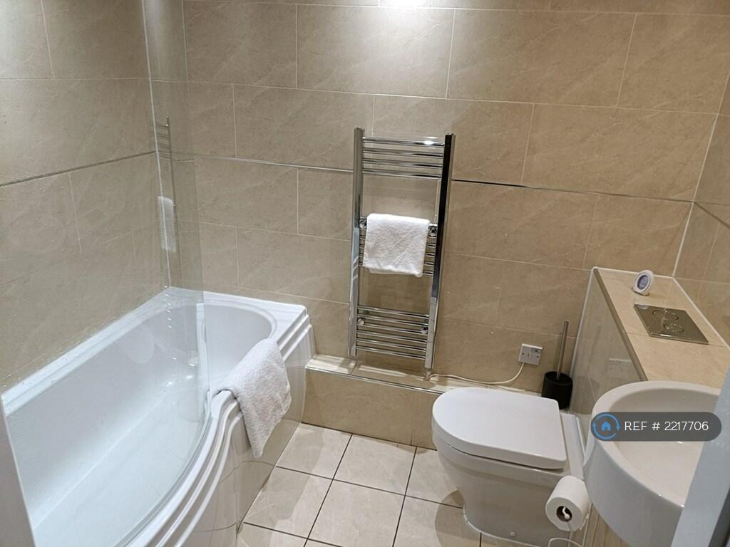 Additional image 3 of The Gatehaus, Bradford, BD1