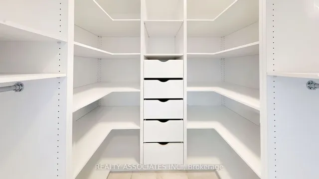 Additional image 17 of 175 Bamburgh Circ Unit 1515