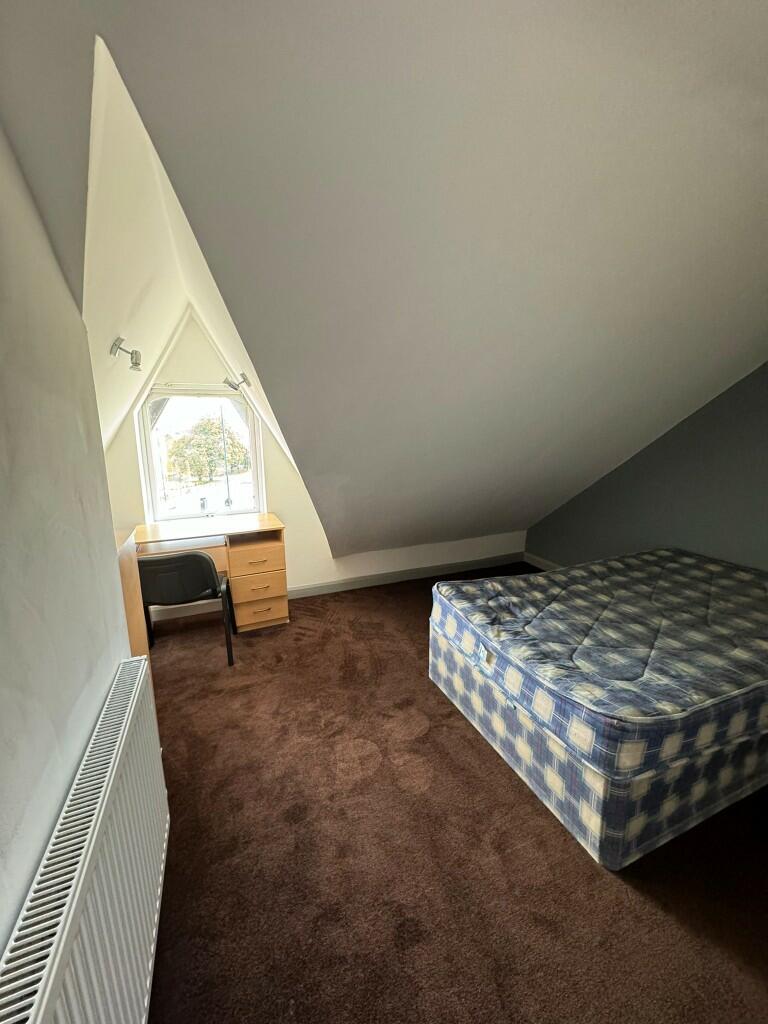 Additional image 5 of Oak Tree Lane, Birmingham, B29