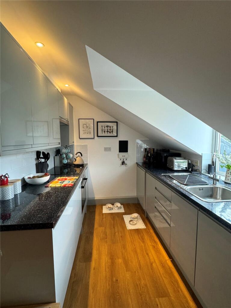 Additional image 3 of Hemel Hempstead Road, Redbourn, St. Albans, Hertfordshire, AL3