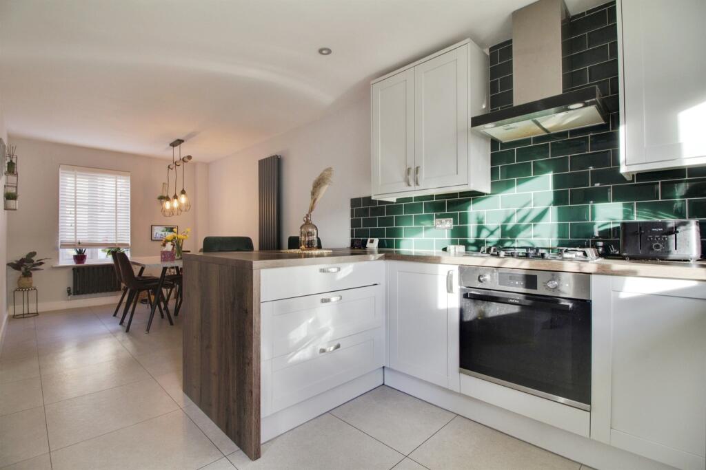 Additional image 6 of Eddington Crescent, WELWYN GARDEN CITY