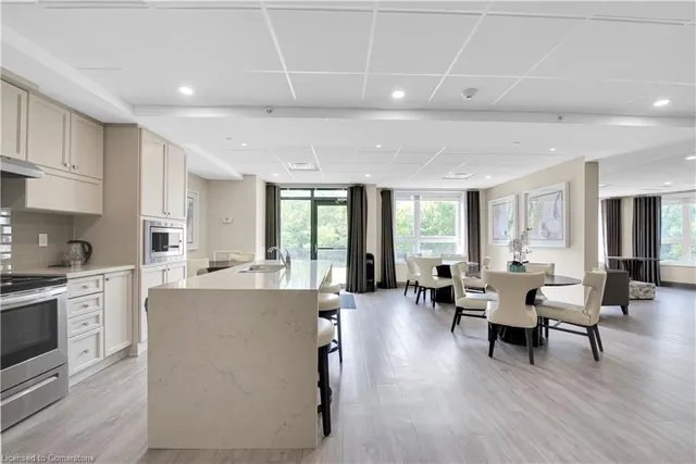 Additional image 28 of 125 Shoreview Pl Unit 329