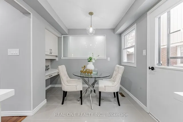 Additional image 19 of 32 Belinda Sq