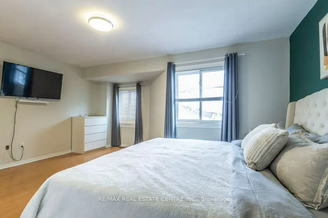 Additional image 19 of 26 Moss Blvd Unit 77