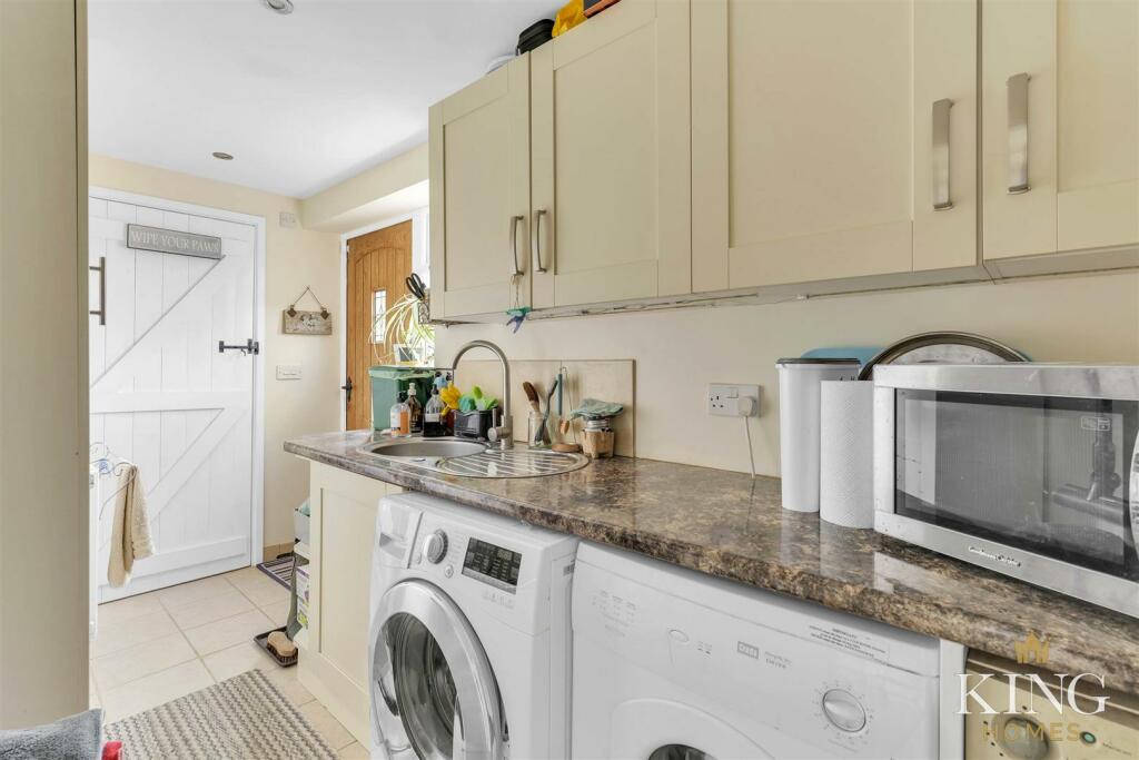 Additional image 23 of Evesham Road, Weethley, Alcester