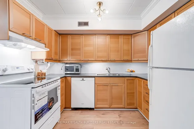 Additional image 13 of 17 Pembroke St Unit 37