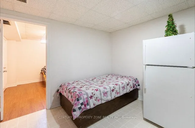 Additional image 27 of 50 Niagara Pl