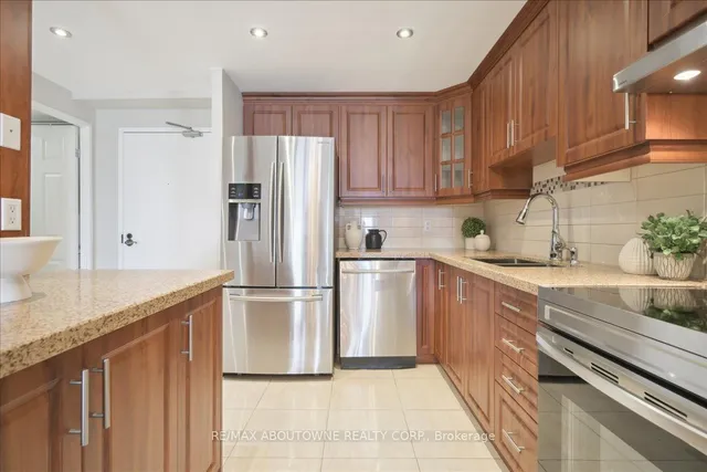 Additional image 7 of 1359 White Oaks Blvd Unit 1006