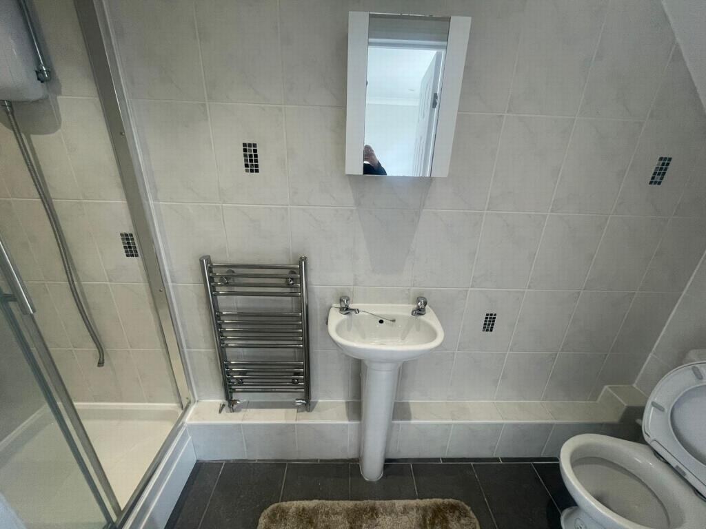 Additional image 4 of Cherry Tree Avenue, London Colney, AL2