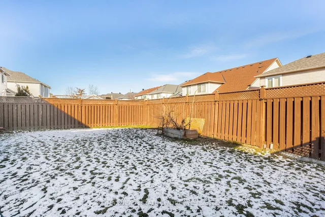 Additional image 38 of 1015 Vickerman Way