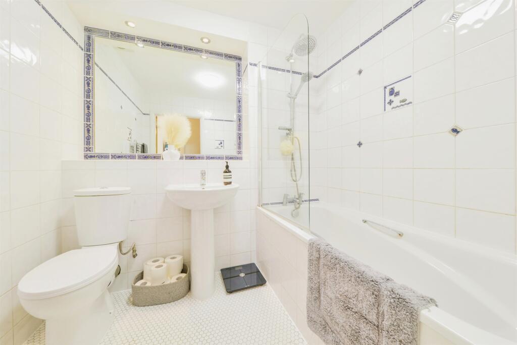 Additional image 15 of De Soissons Close, Welwyn Garden City