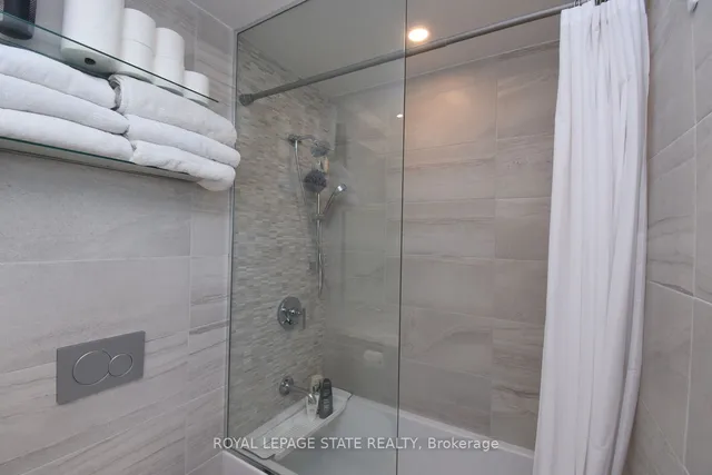 Additional image 23 of 81 Wellesley St Unit 2305