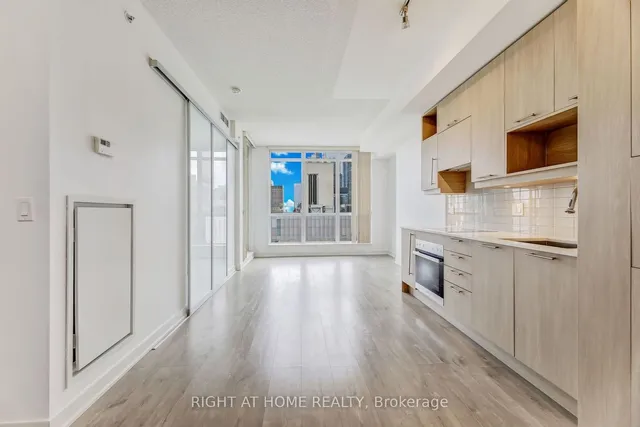 Additional image 8 of 199 Richmond St Unit 2303