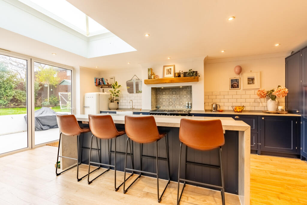 Additional image 6 of Park Lane, Colney Heath, St. Albans, Hertfordshire, AL4