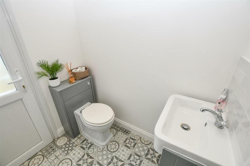 Additional image 11 of Peters Avenue, London Colney, St. Albans