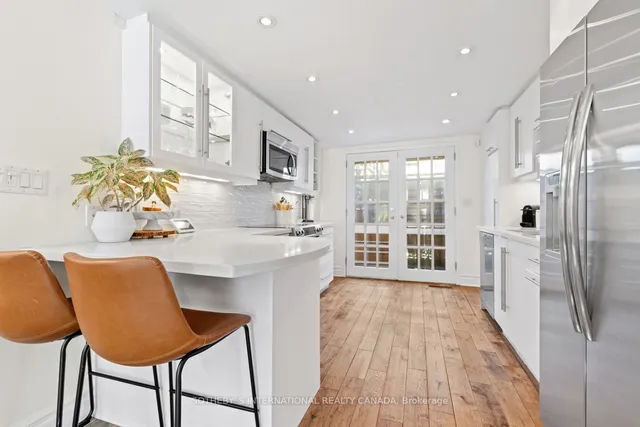 Additional image 4 of 184 Macpherson Ave