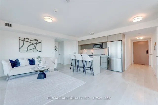 Additional image 19 of 575 Bloor St Unit 1703