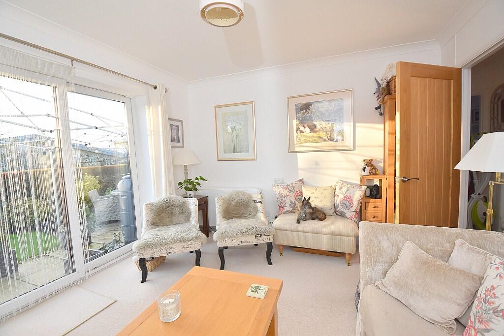 Additional image 3 of Queen Camel BA22