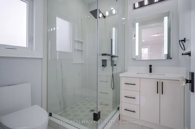 Additional image 28 of 186 Phyllis Ave