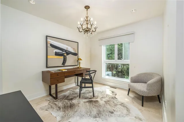 Additional image 4 of 43 Snowshoe Millway