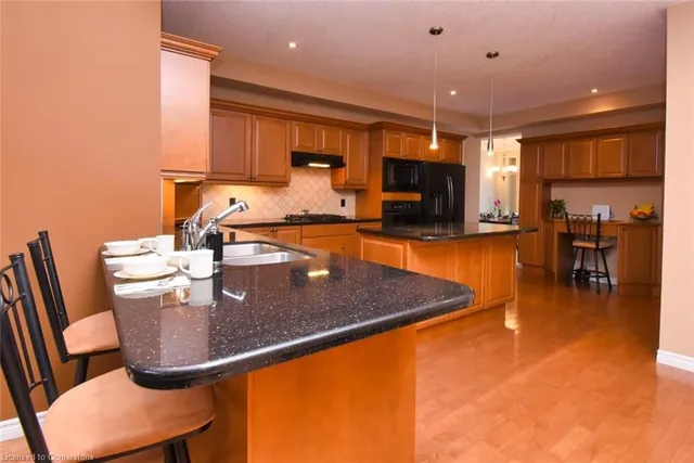 Additional image 14 of 182 Valridge Dr