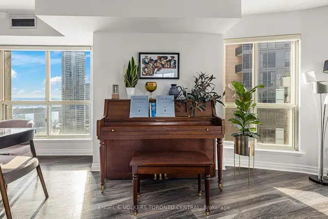 Additional image 12 of 25 The Esplanade Unit 2904