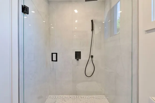 Additional image 31 of 53 Alameda Ave