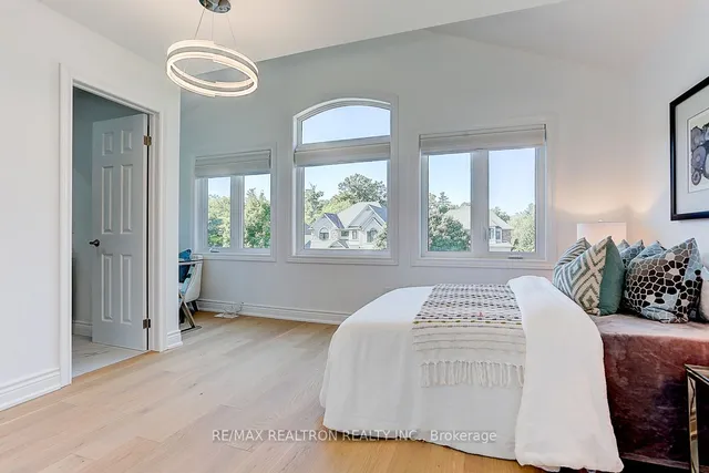 Additional image 31 of 518 Spruce Needle Crt