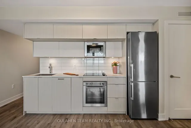 Additional image 8 of 575 Bloor St Unit 1704