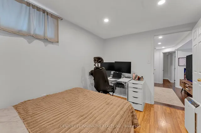 Additional image 21 of 39 Delena Ave