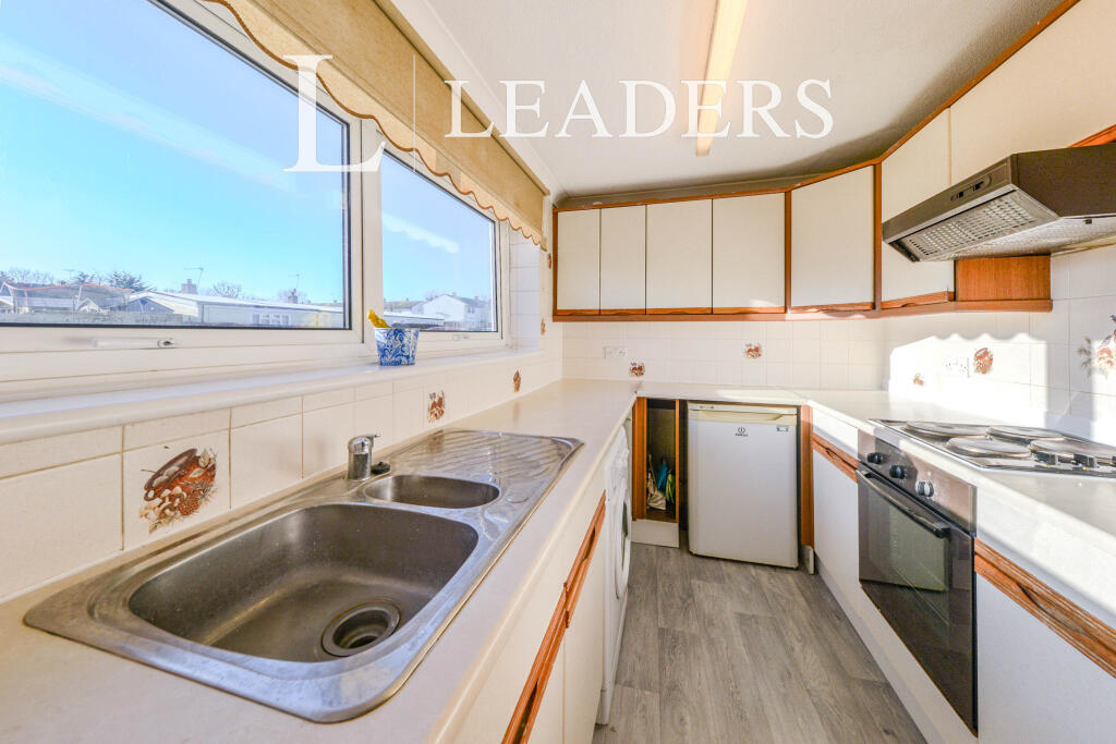 Additional image 7 of Lamb Close