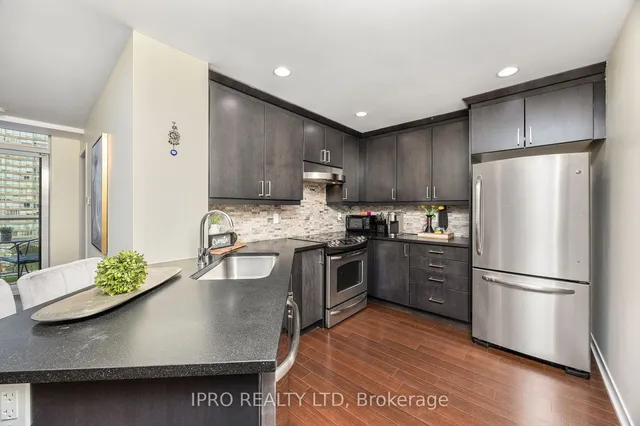 Additional image 9 of 551 Maple Ave Unit 814