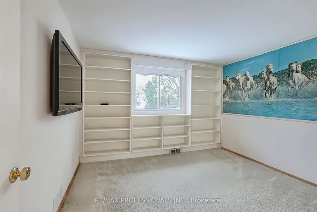 Additional image 22 of 1801 Stonepath Cres