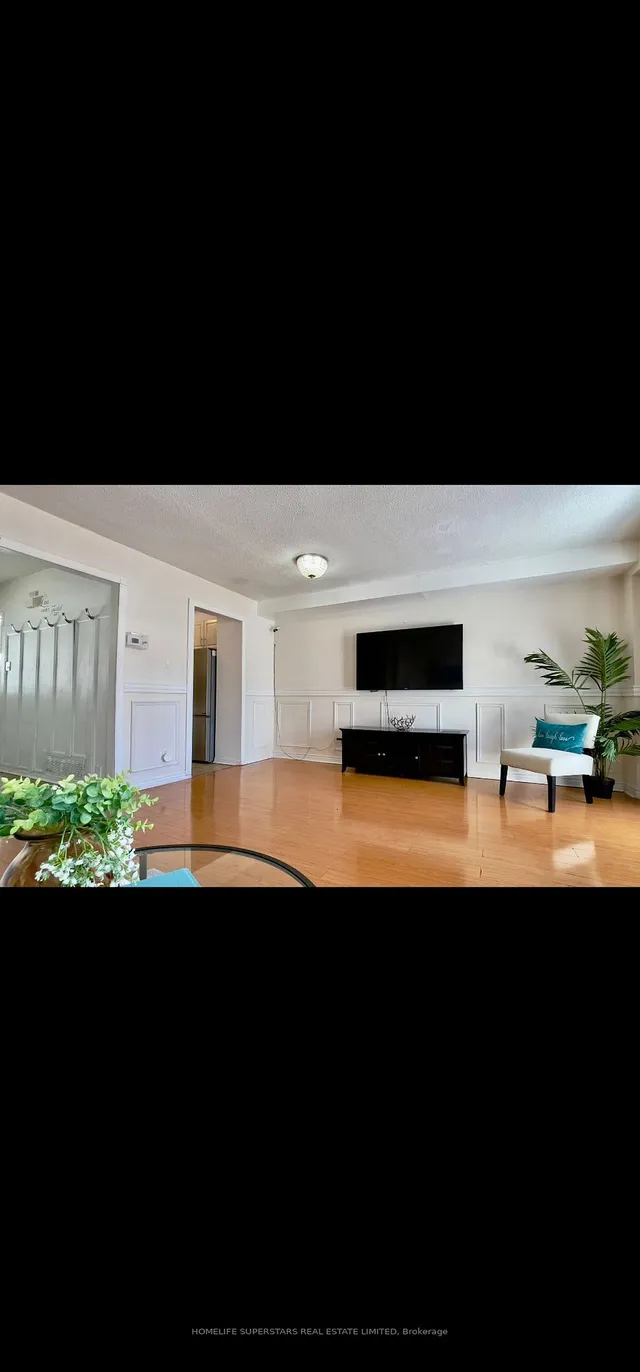 Additional image 6 of 8 Maraboo Crt