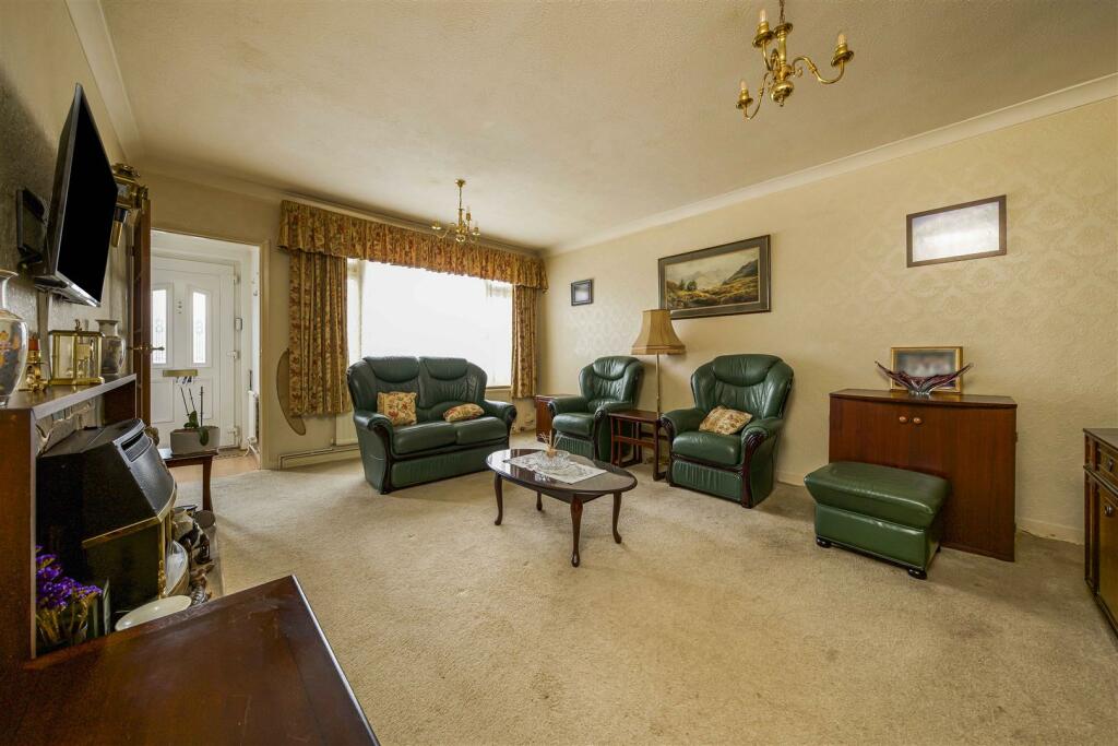 Additional image 16 of Dell Rise, Park Street, St. Albans