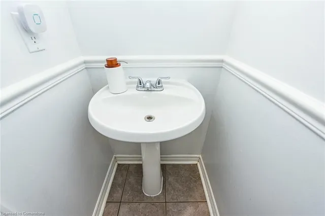 Additional image 35 of 47 Ellis Dr Unit 47