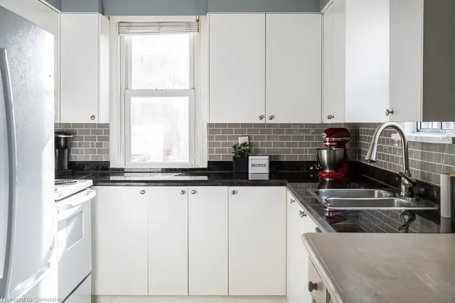 Additional image 16 of 86 East 27th St