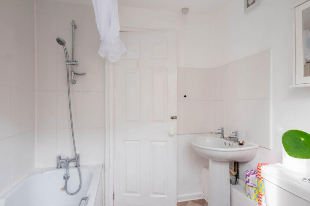 Additional image 9 of Catherine Street, Frome, BA11 1DB