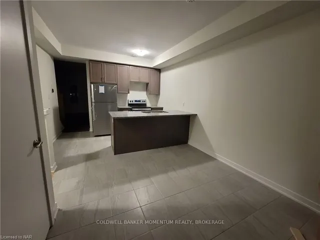 Additional image 8 of 590 North Service Rd Unit 25