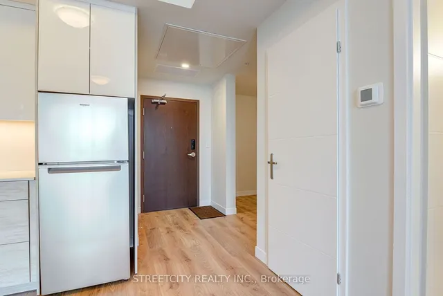 Additional image 9 of 60 Frederick St Unit 1413