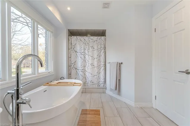 Additional image 32 of 168 Lovers Lane